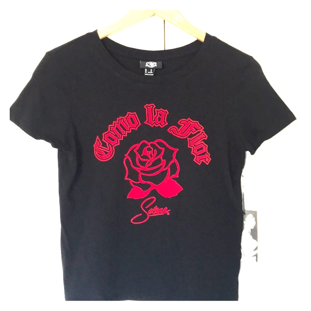 Selena x Forever 21 Como La Flor Tee